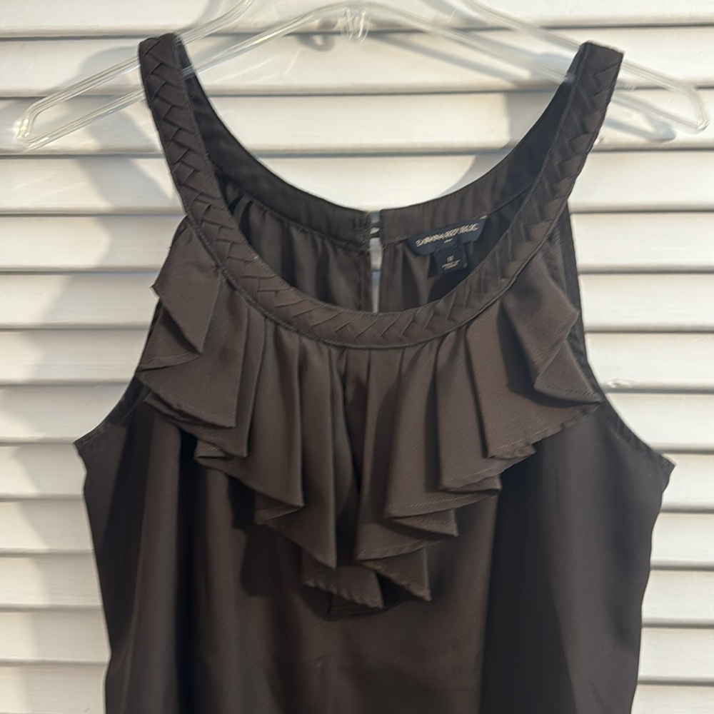 EUC Banana Republic Brown Ruffle Tank - Medium - Picture 2 of 5